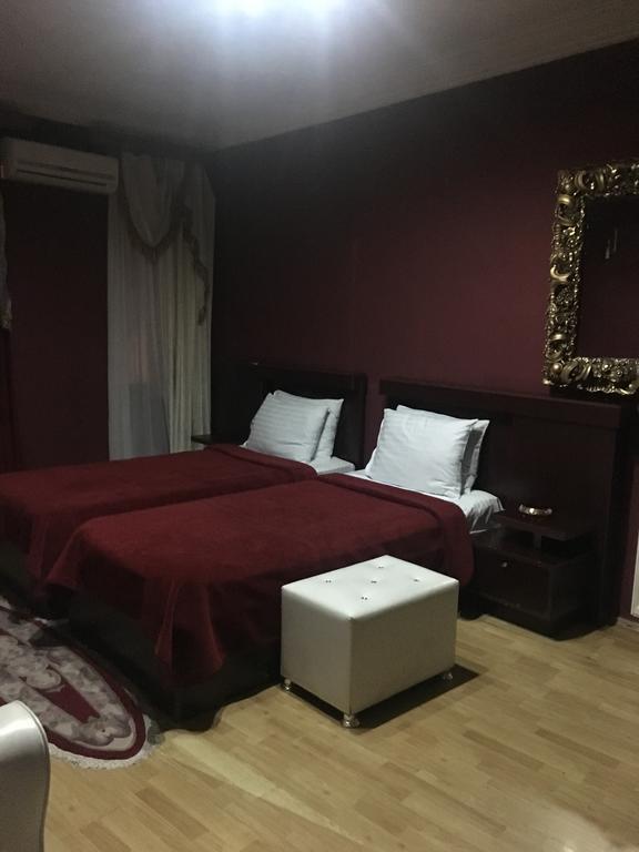 David L Hotel Tbilisi Eksteriør bilde
