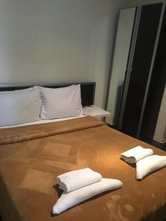 David L Hotel Tbilisi Eksteriør bilde