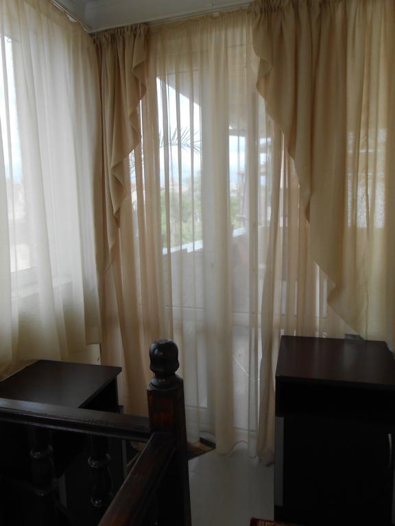 David L Hotel Tbilisi Eksteriør bilde